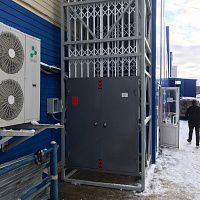 Подъемник грузовой в металлокаркасной шахте, 1000 кг, Саранск