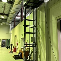 Мачтовый подъемник цепной, 300 кг в Рязани